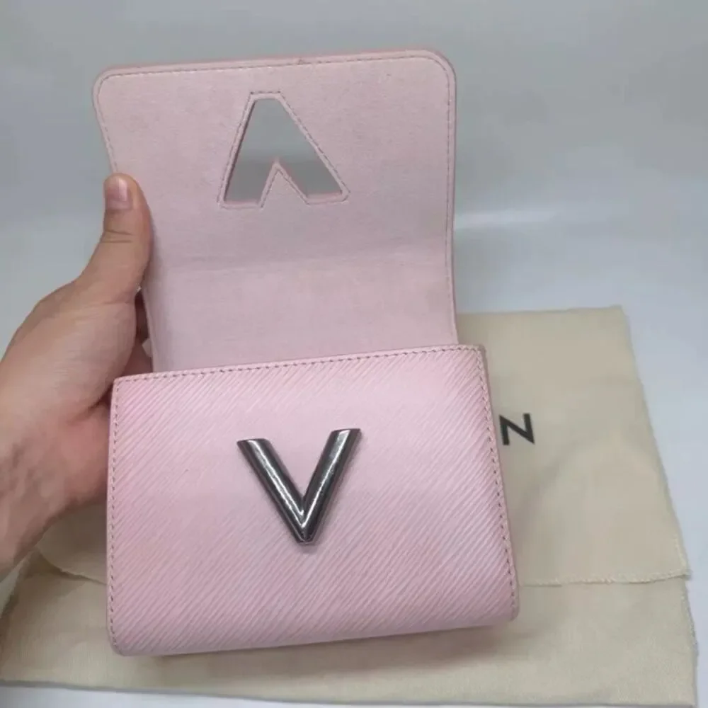 Louis Vuitton Women Pre-Loved Bag Very Good Condition